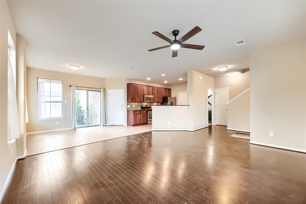 11400 Parmer Ln - Photo 9