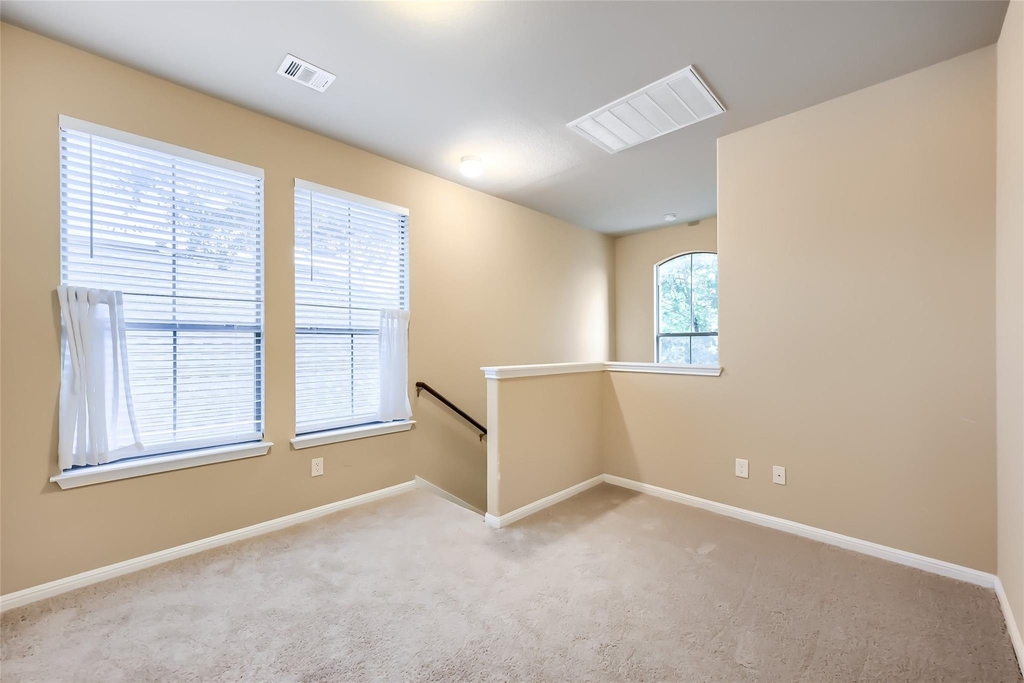 11400 Parmer Ln - Photo 18