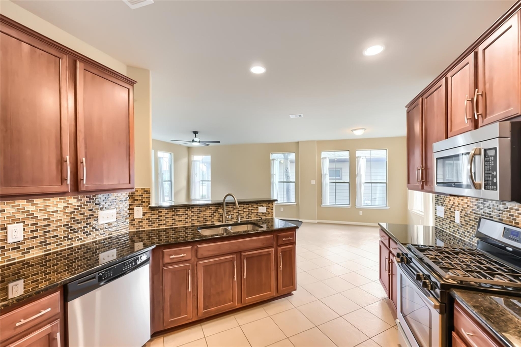11400 Parmer Ln - Photo 15