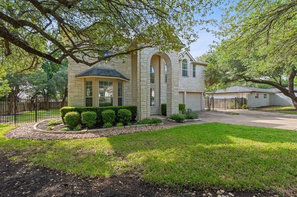 13202 Fawn Valley Dr - Photo 2