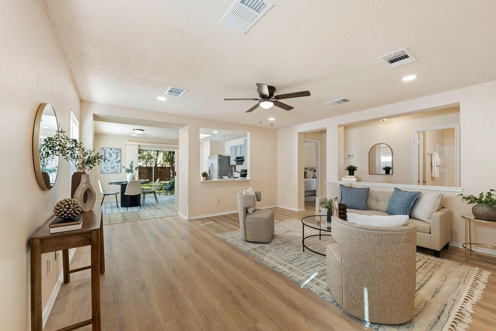2600 Andres Way - Photo 2