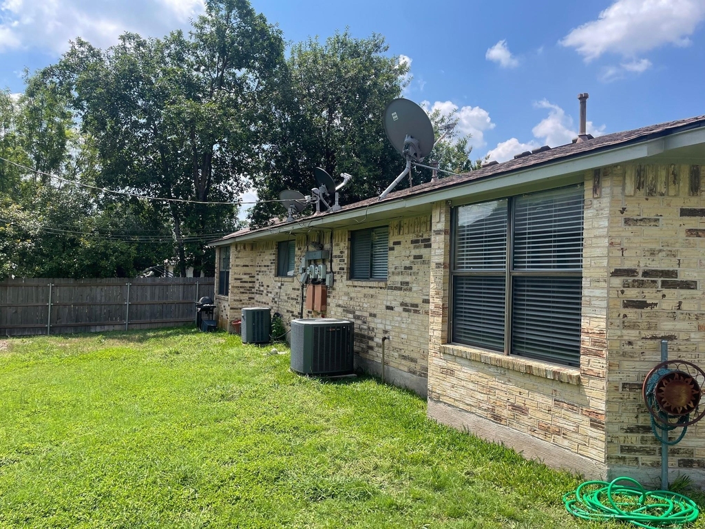 206 E Walter St - Photo 11
