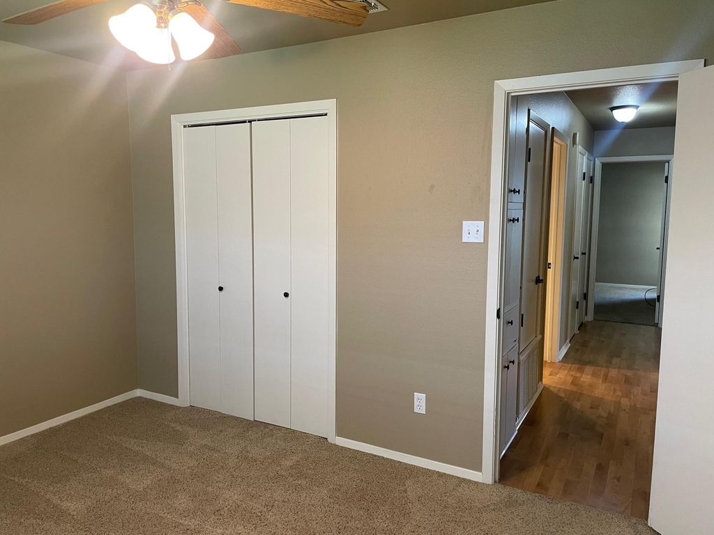 206 E Walter St - Photo 7