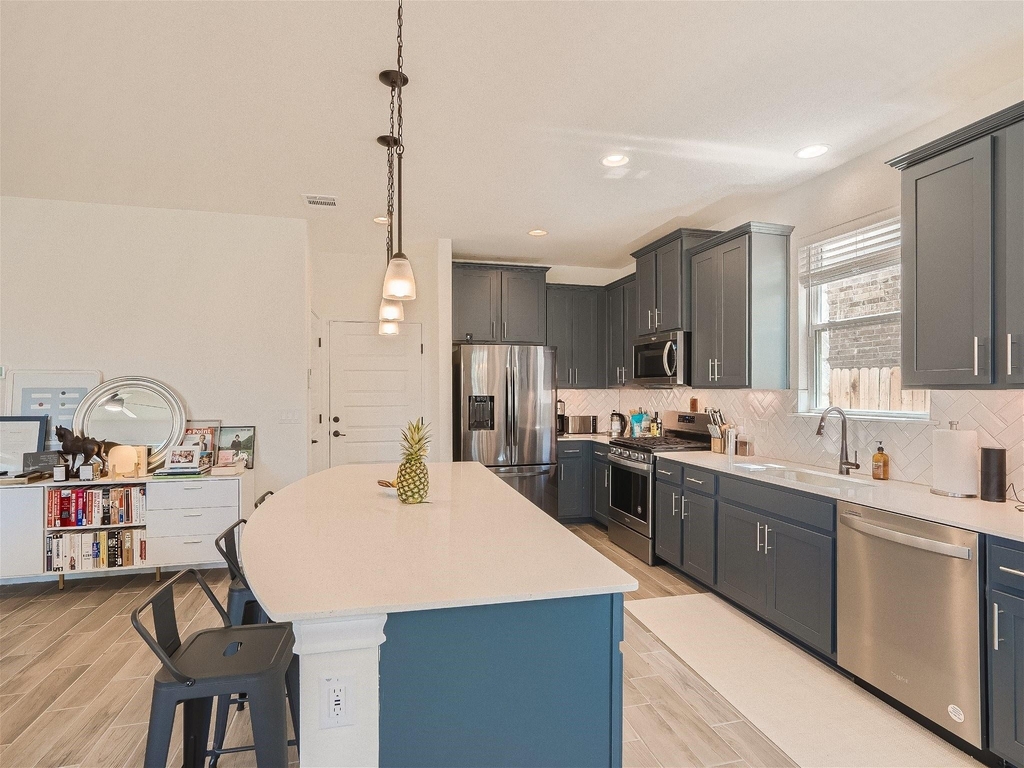 412 Arrowhead Vine St - Photo 2