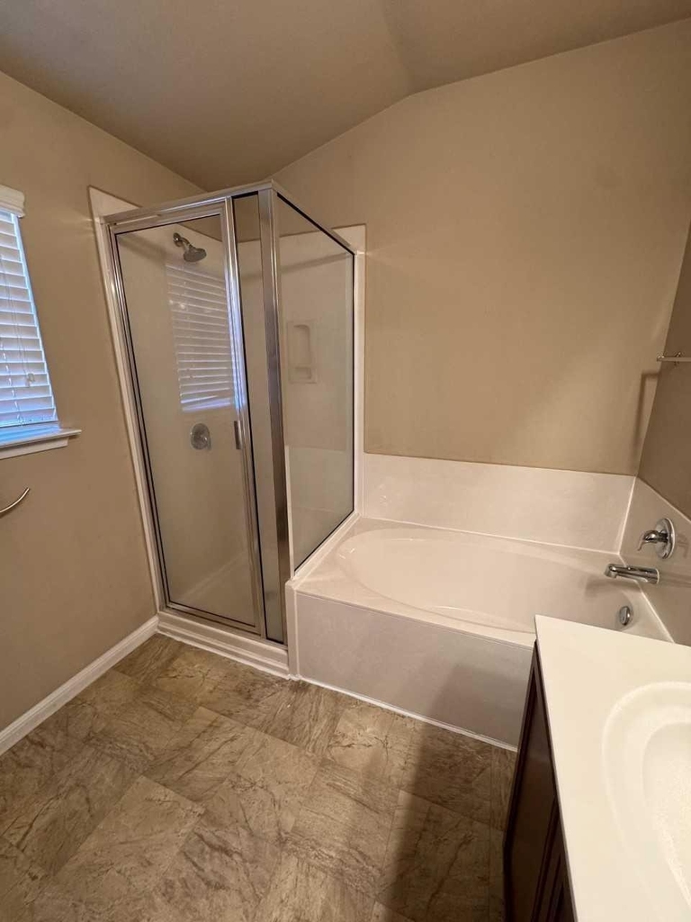 114 Leon River Loop - Photo 6
