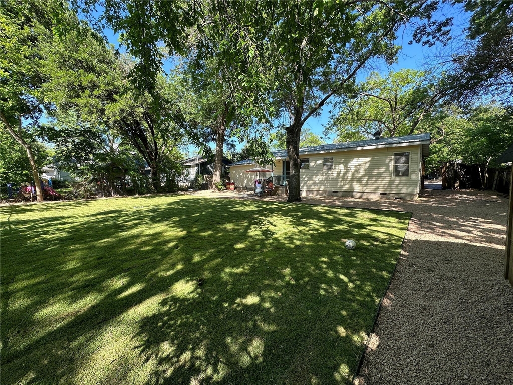 6004 Woodview Ave - Photo 1