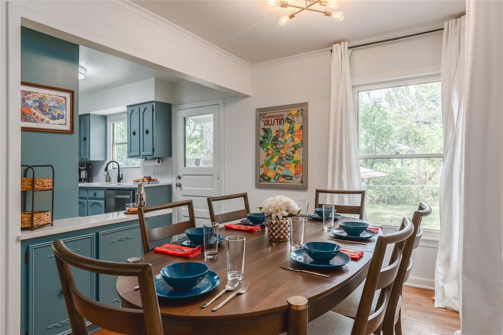 6004 Woodview Ave - Photo 7