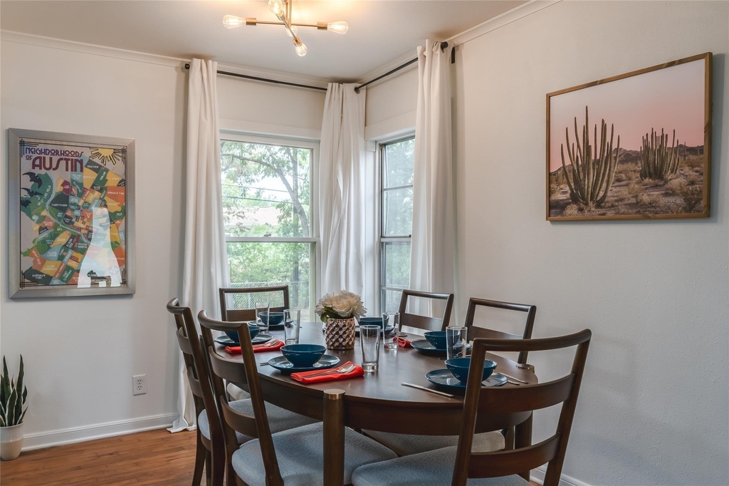 6004 Woodview Ave - Photo 8