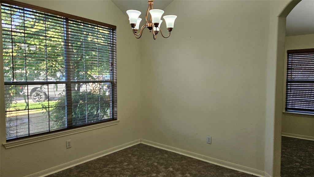 107 Helen Cv - Photo 19