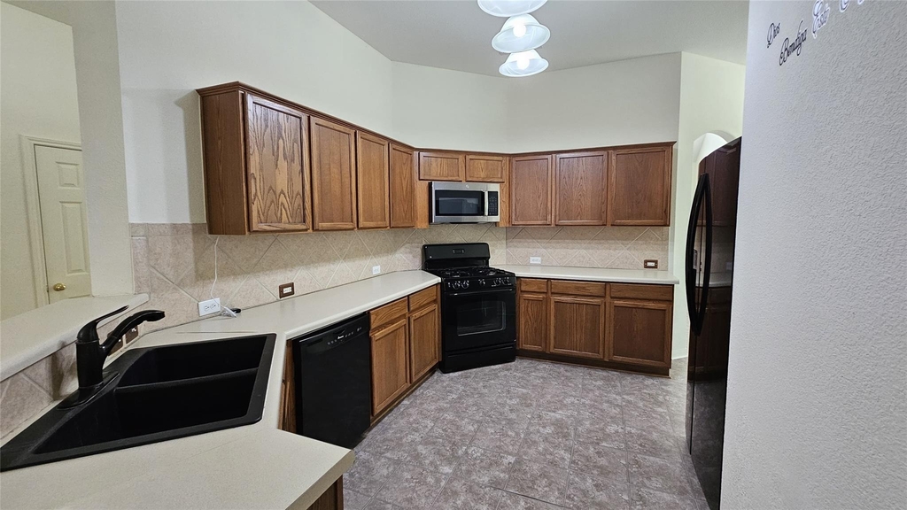 107 Helen Cv - Photo 25