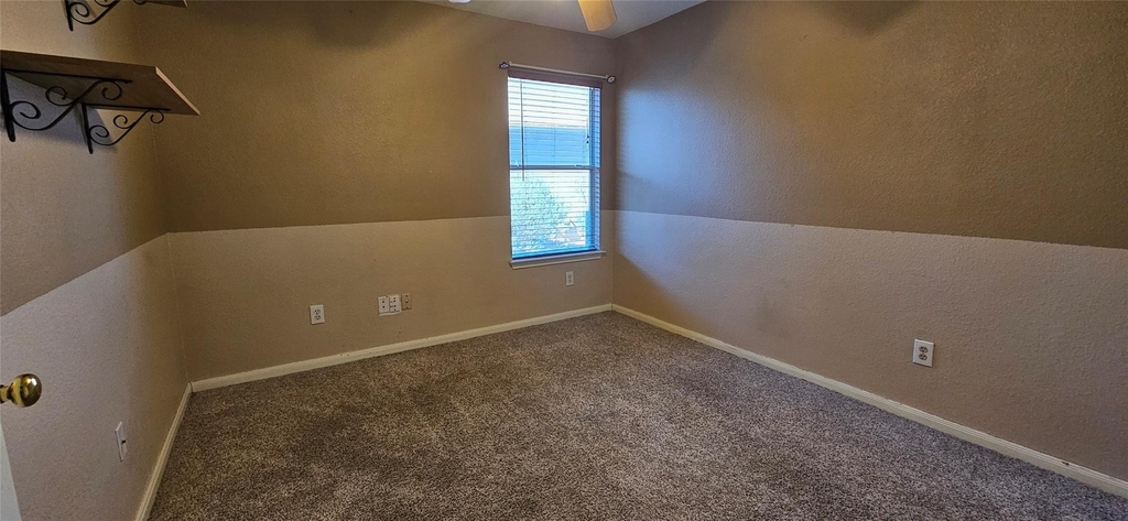 107 Helen Cv - Photo 3