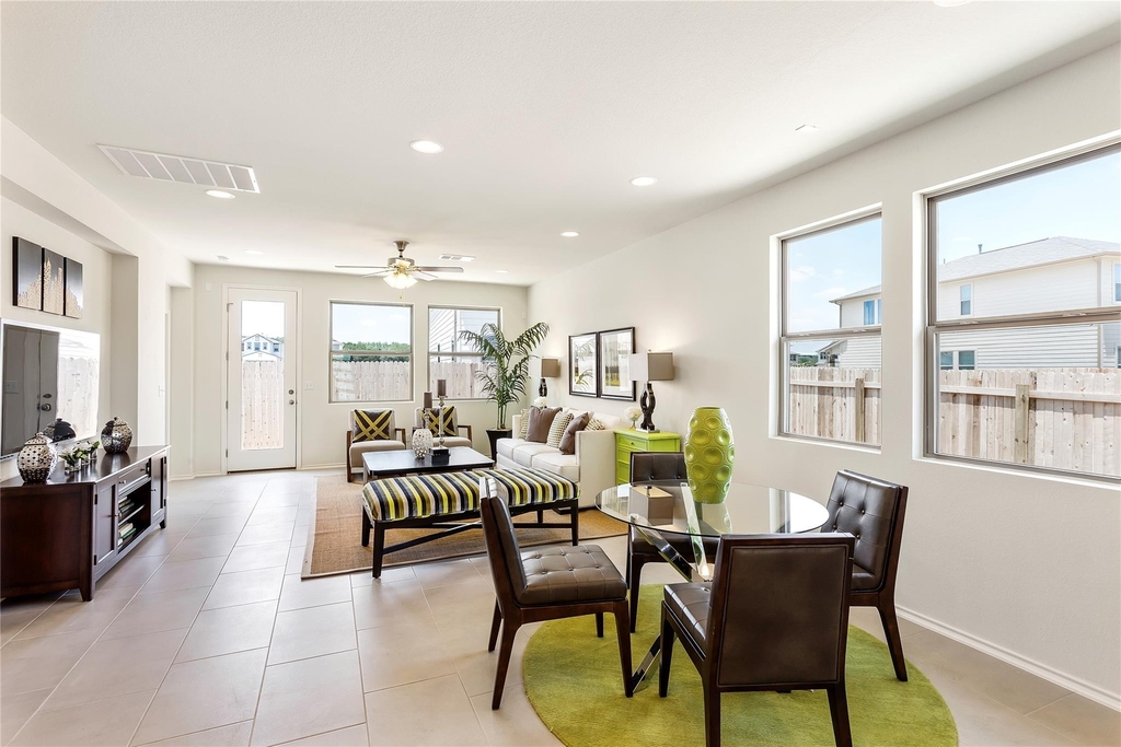 9105 White Coral Dr - Photo 8