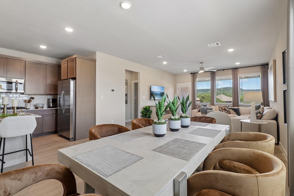 8112 Turning Leaf Cir - Photo 10