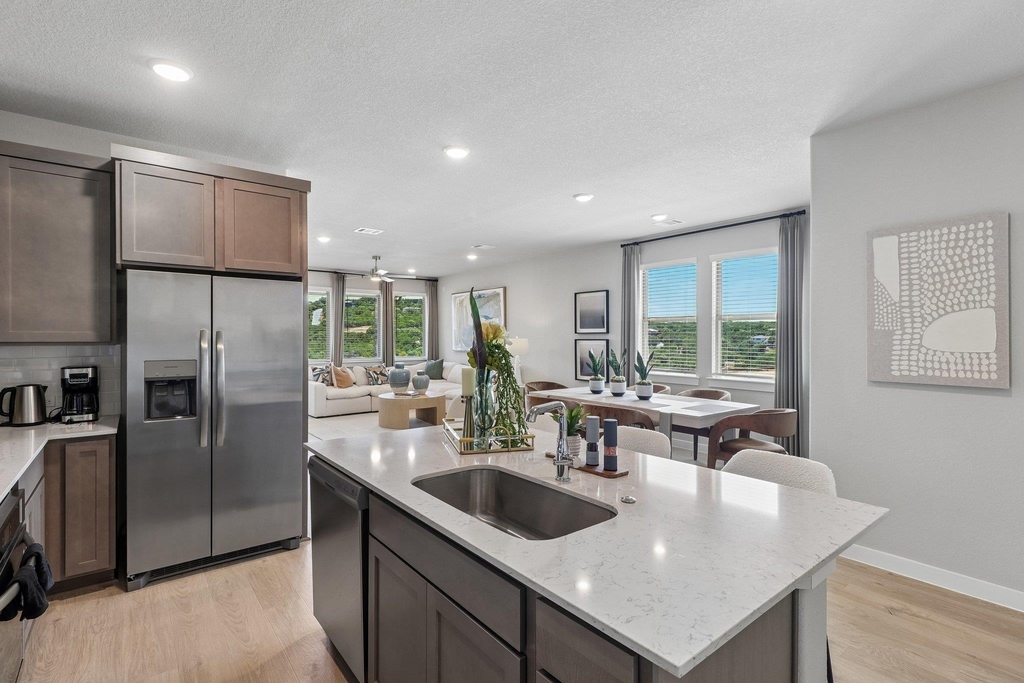 8112 Turning Leaf Cir - Photo 11