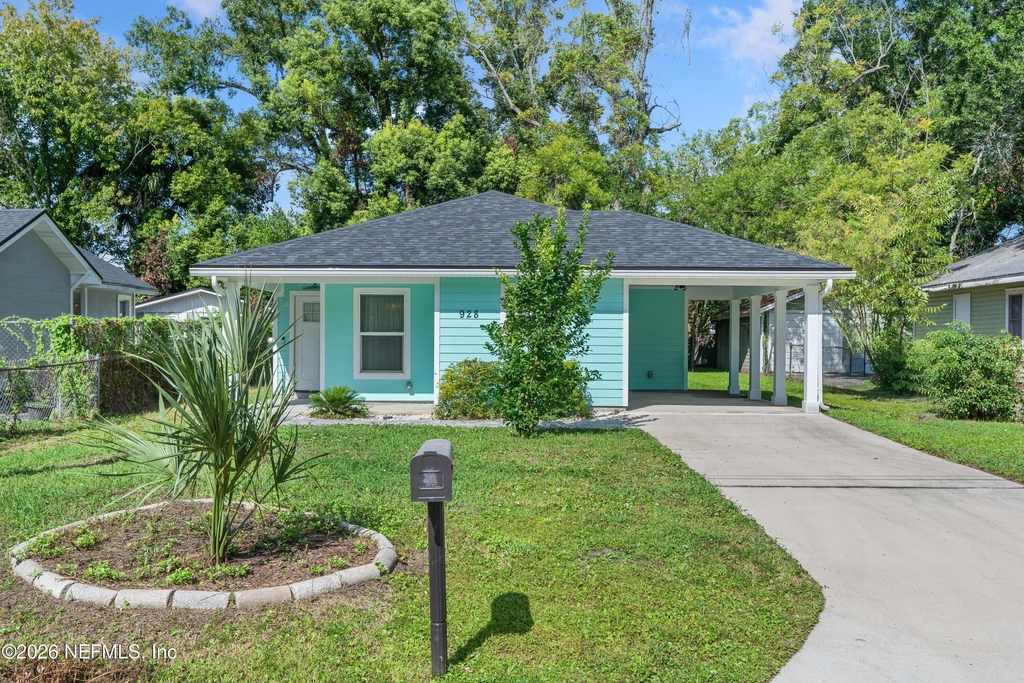 928 Allison Street - Photo 0