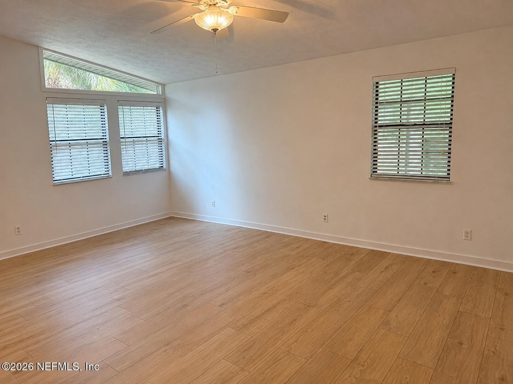 4512 Hartman Road - Photo 9