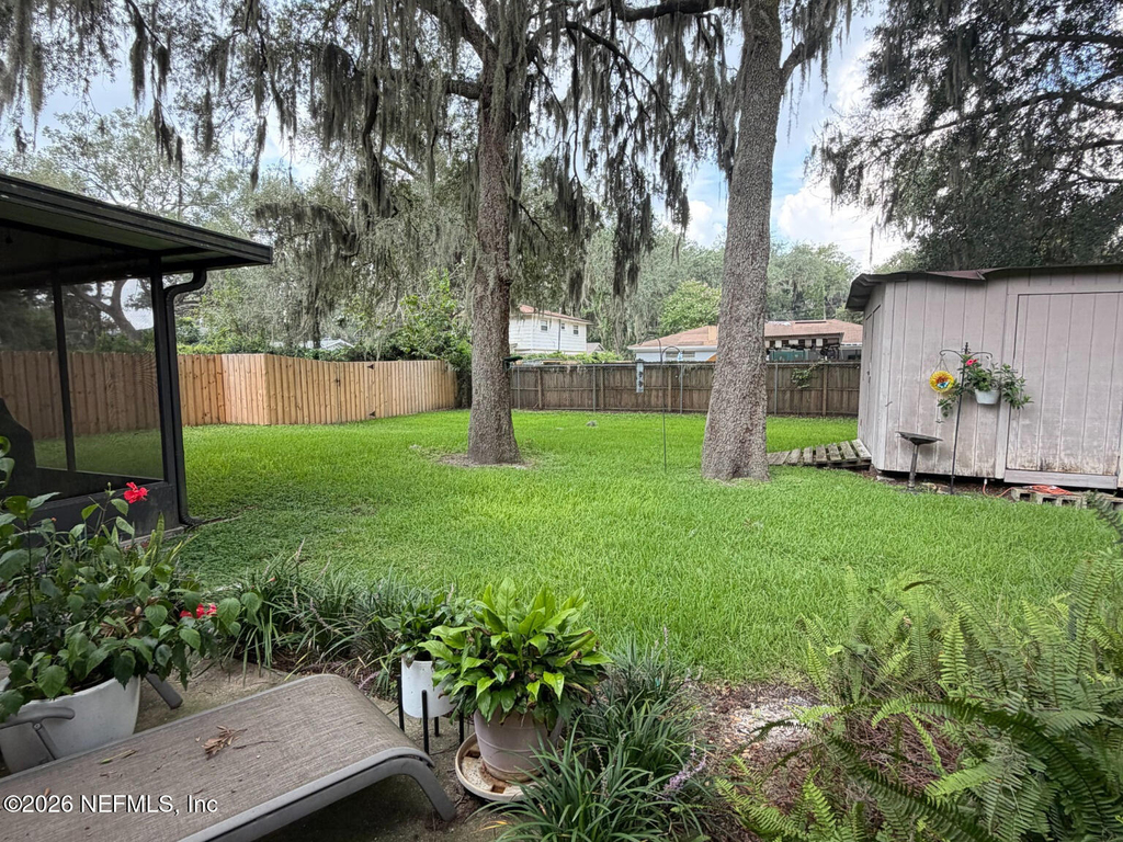 4512 Hartman Road - Photo 16