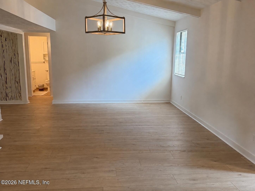 4512 Hartman Road - Photo 3