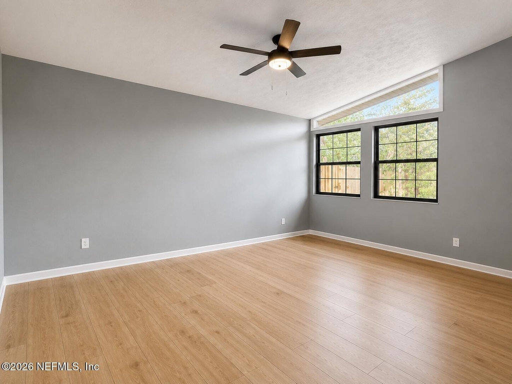 4512 Hartman Road - Photo 12