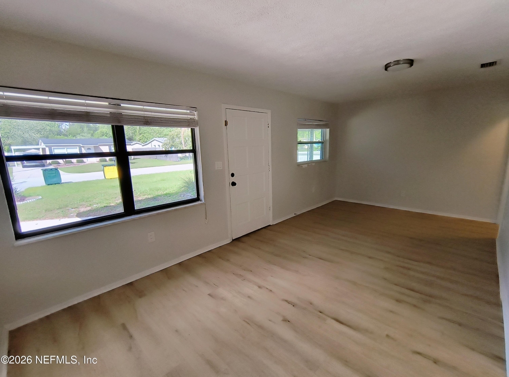 3437 Brockway Road - Photo 3