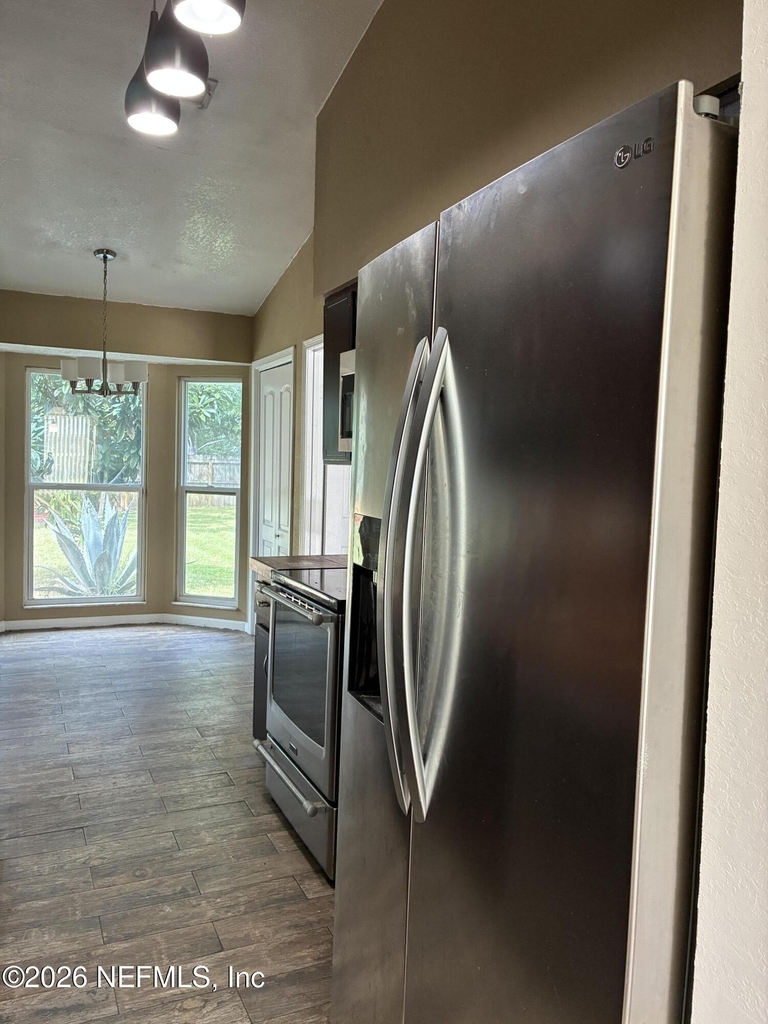 2238 Botany Street - Photo 14