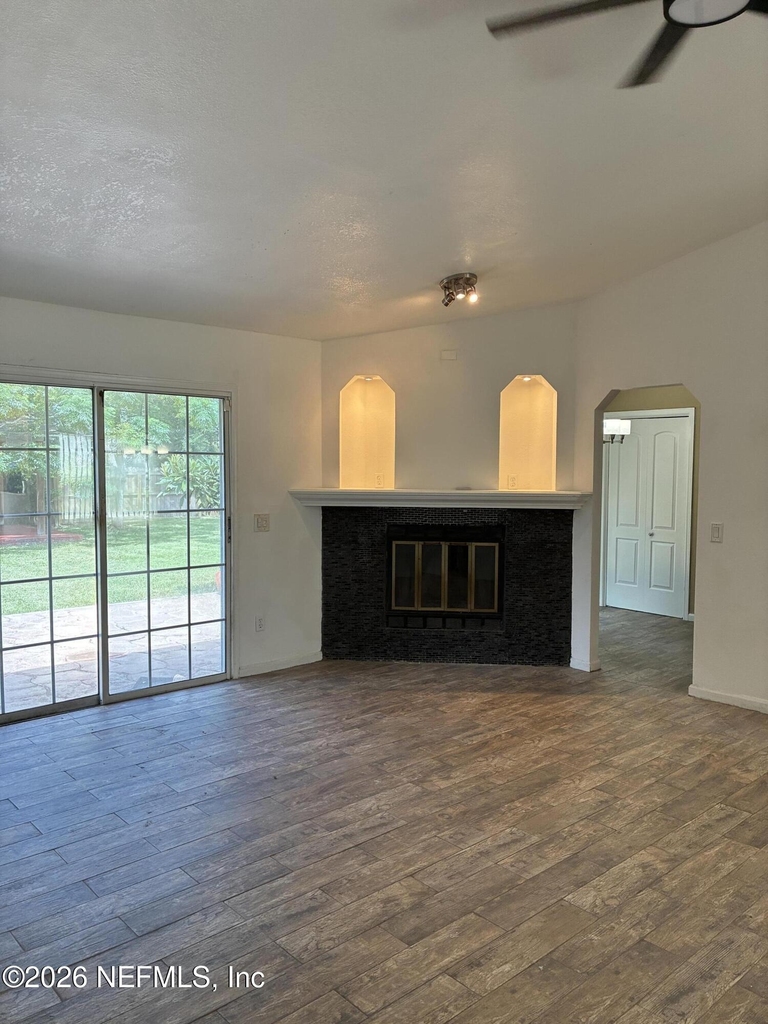 2238 Botany Street - Photo 7