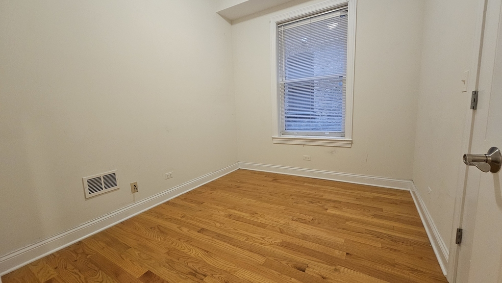 3337 N Halsted Street - Photo 13