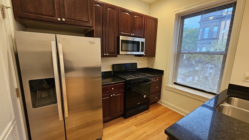 3337 N Halsted Street - Photo 23
