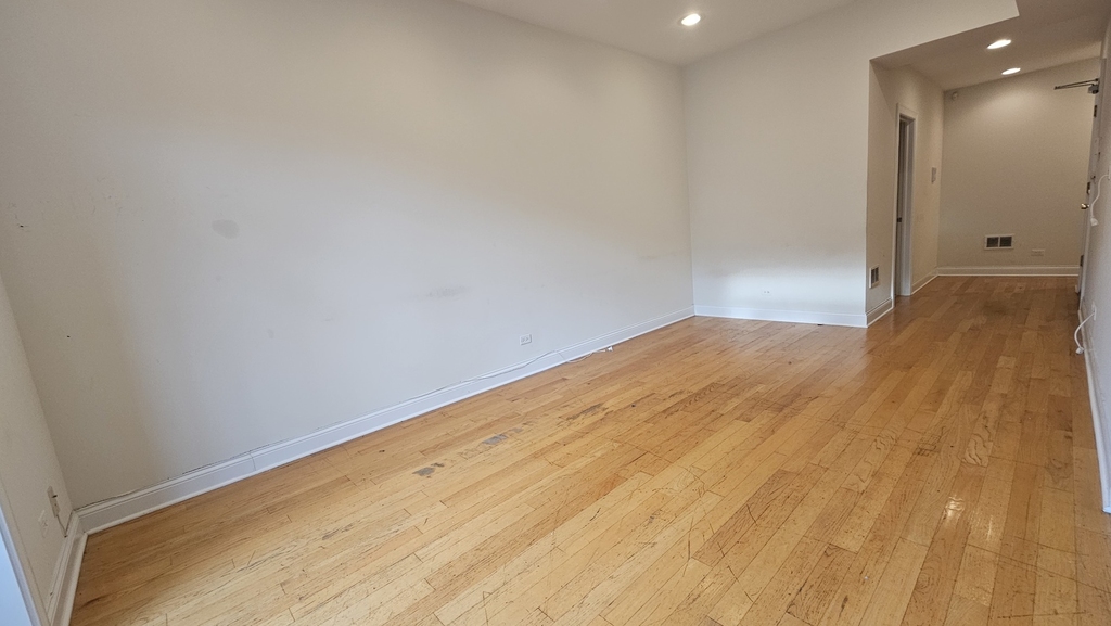 3337 N Halsted Street - Photo 11