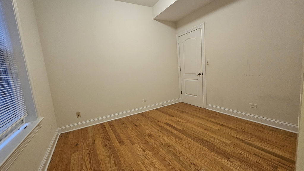 3337 N Halsted Street - Photo 17