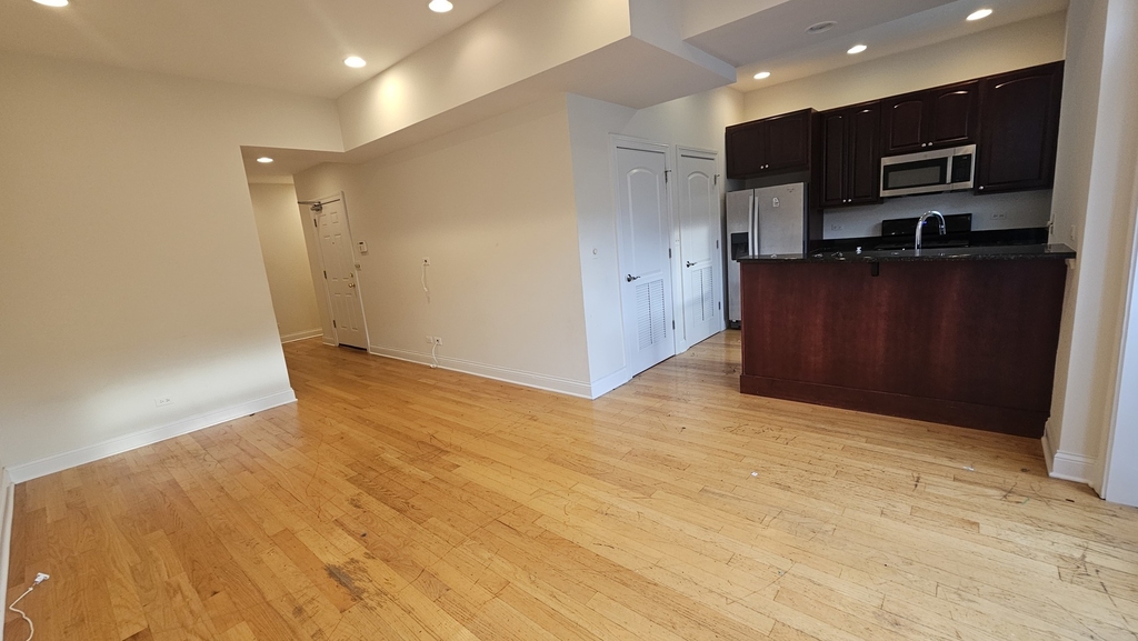 3337 N Halsted Street - Photo 10