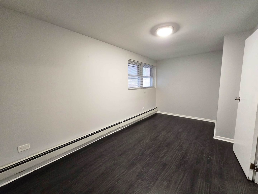 5972 S Archer Avenue - Photo 9