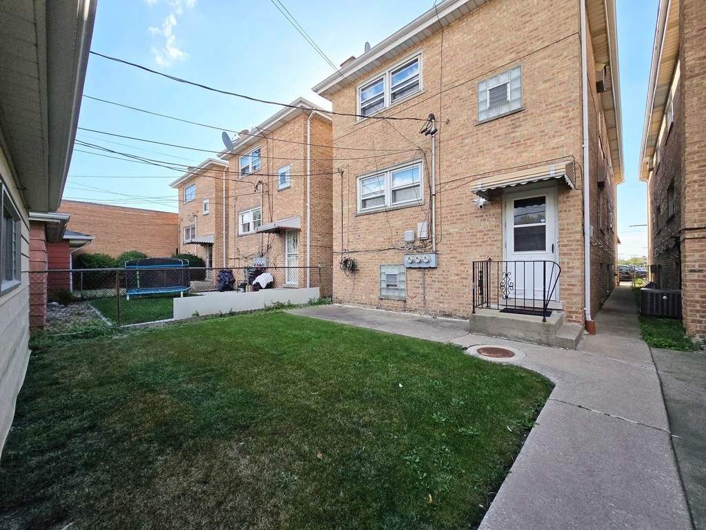 5972 S Archer Avenue - Photo 15