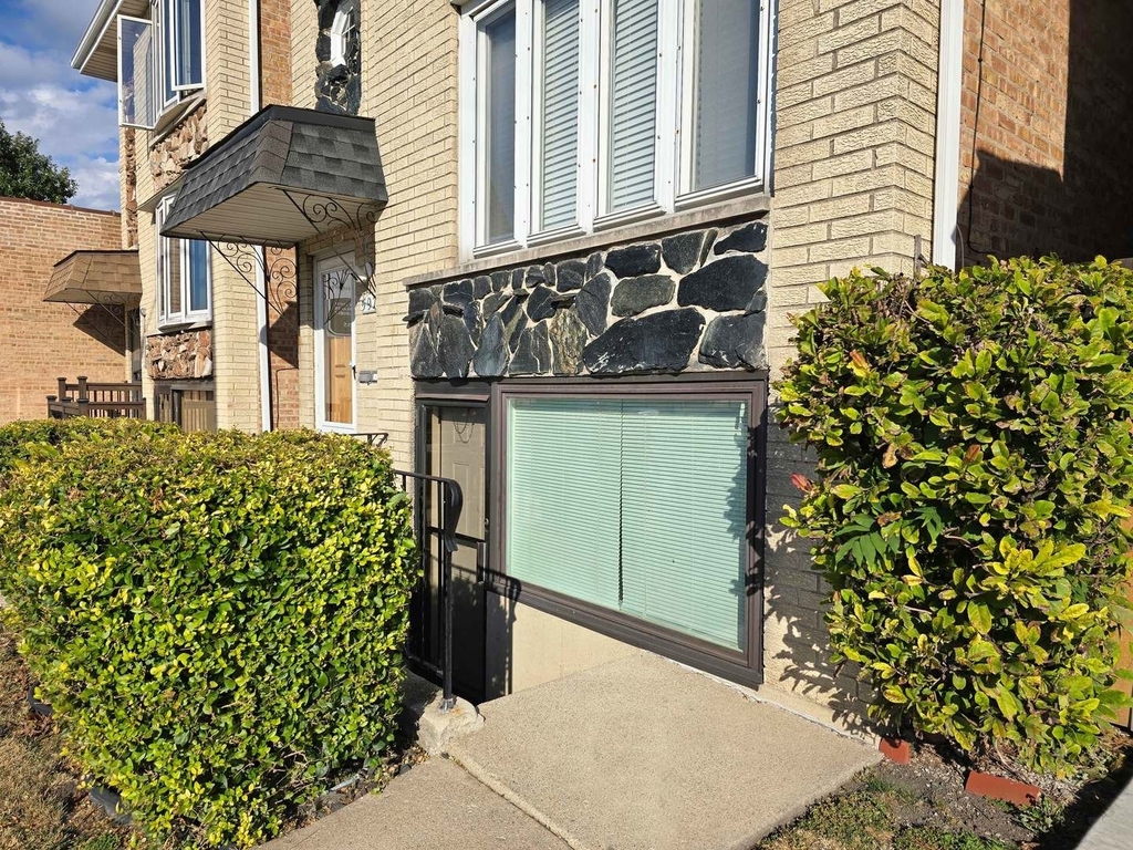 5972 S Archer Avenue - Photo 1