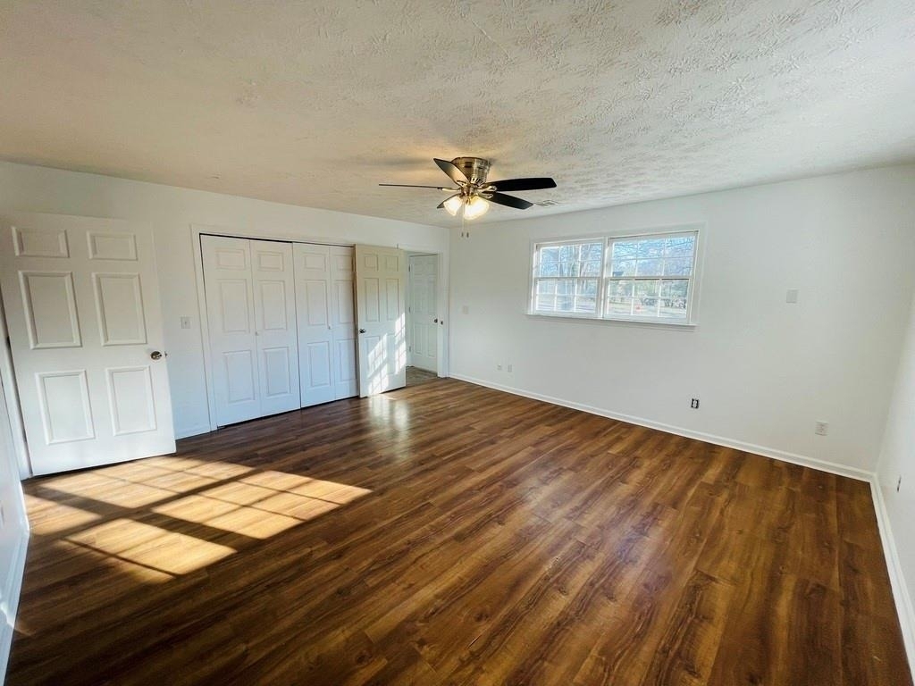 1033 Highway 155 N - Photo 9