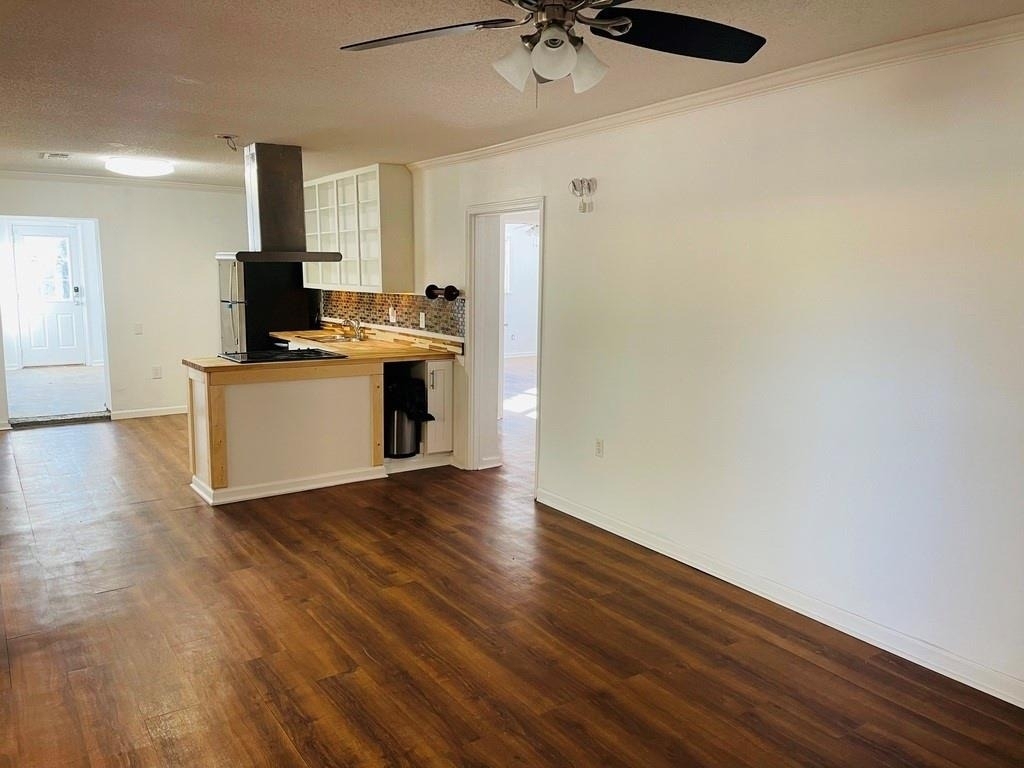 1033 Highway 155 N - Photo 6