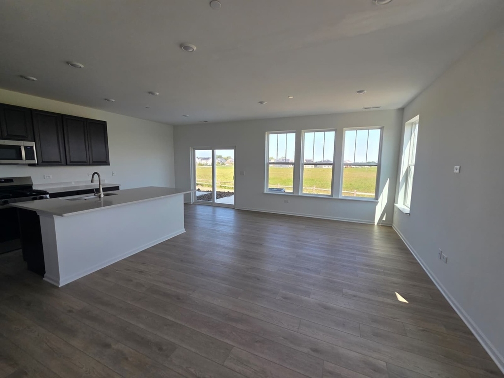 225 Cooney Way - Photo 4