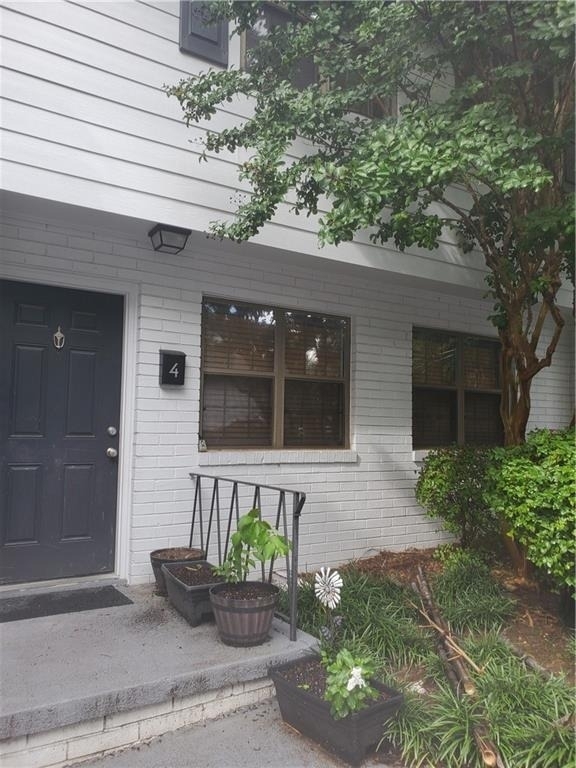 1689 Briarcliff Road Ne - Photo 0