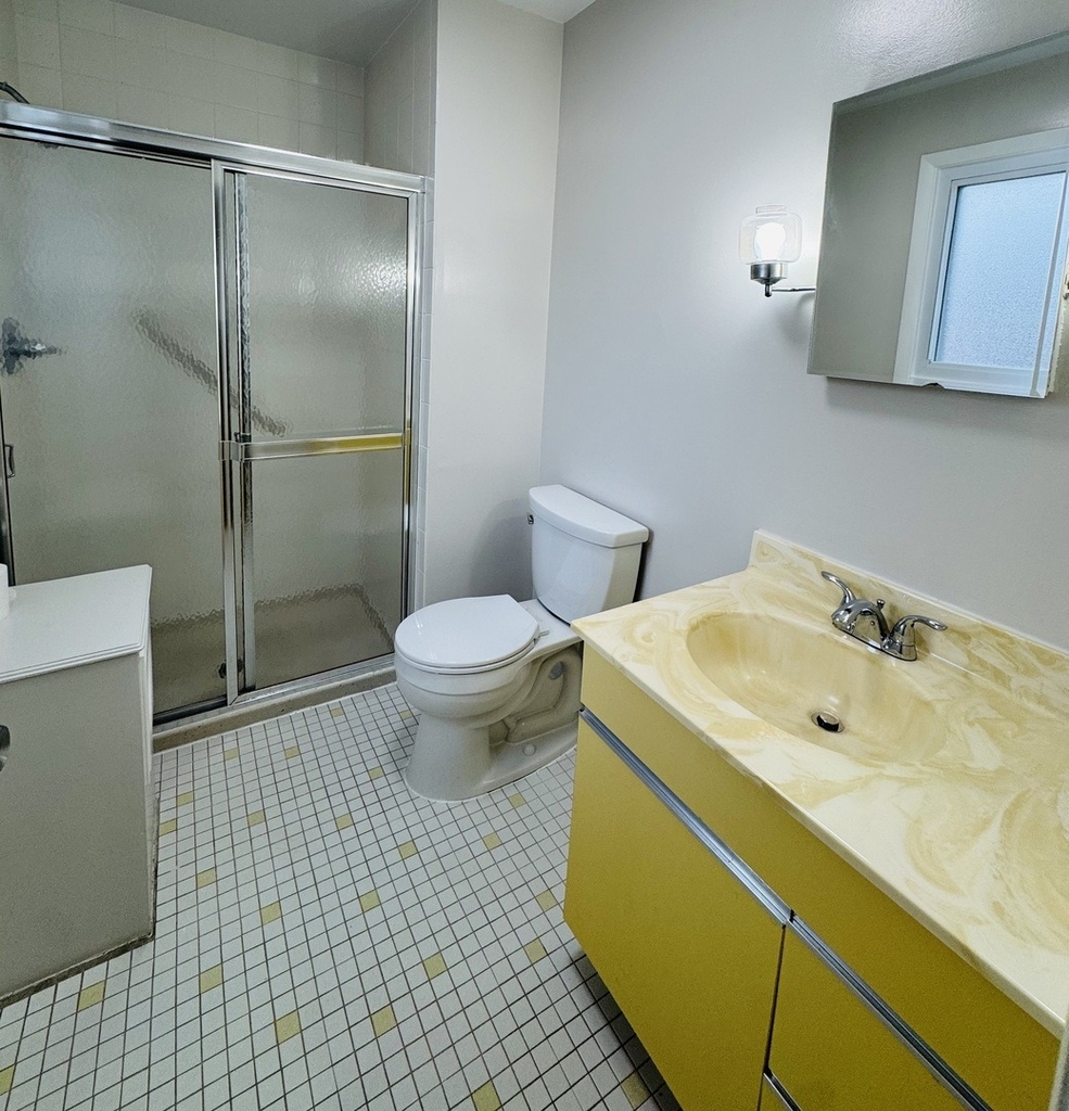 7011 N Hamlin Avenue - Photo 11