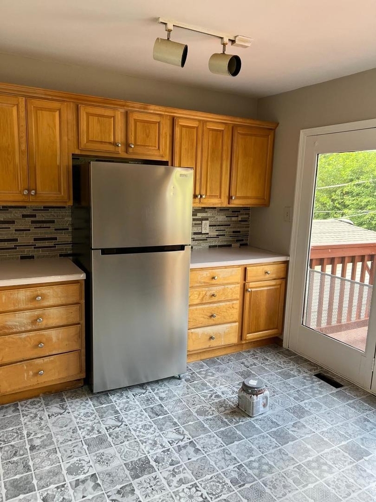 212 Northridge Avenue - Photo 8