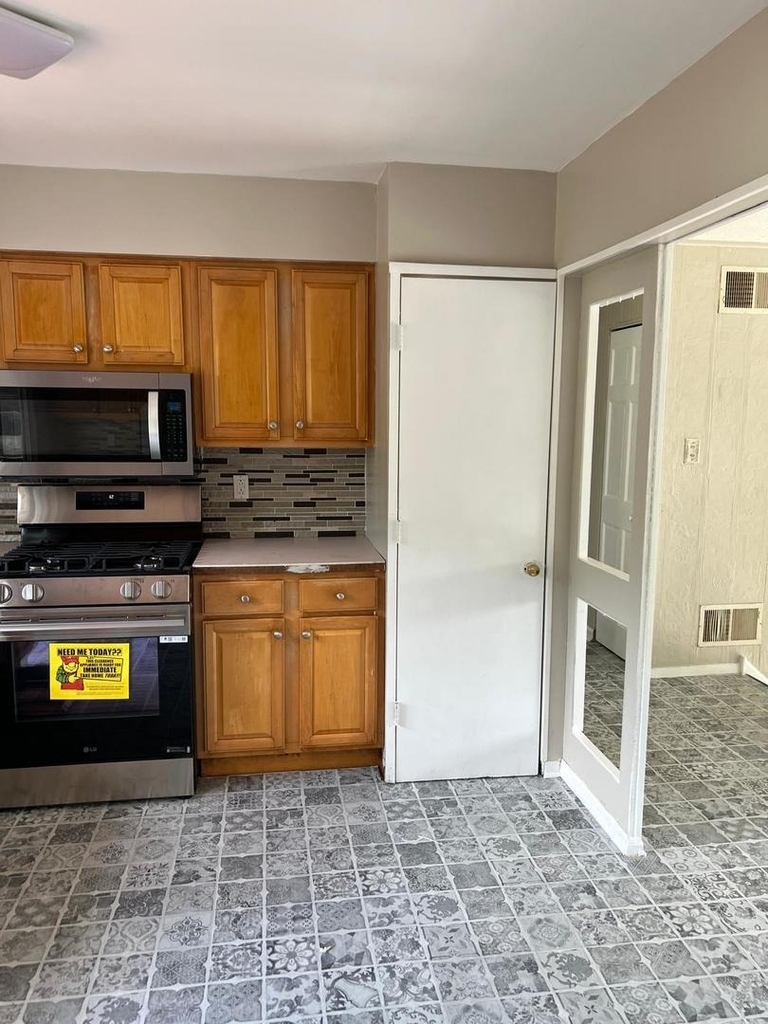 212 Northridge Avenue - Photo 10