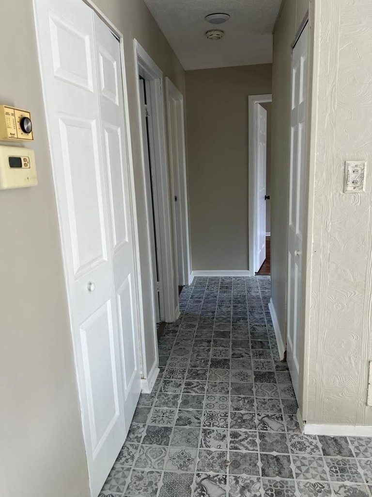 212 Northridge Avenue - Photo 5