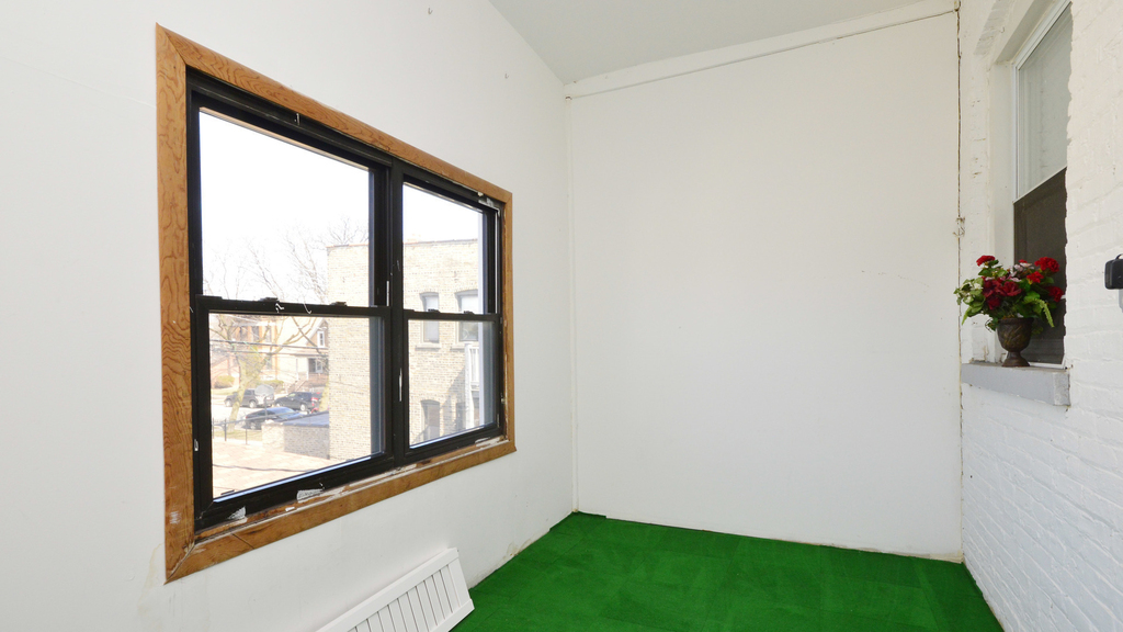 2904 W Diversey Avenue - Photo 16