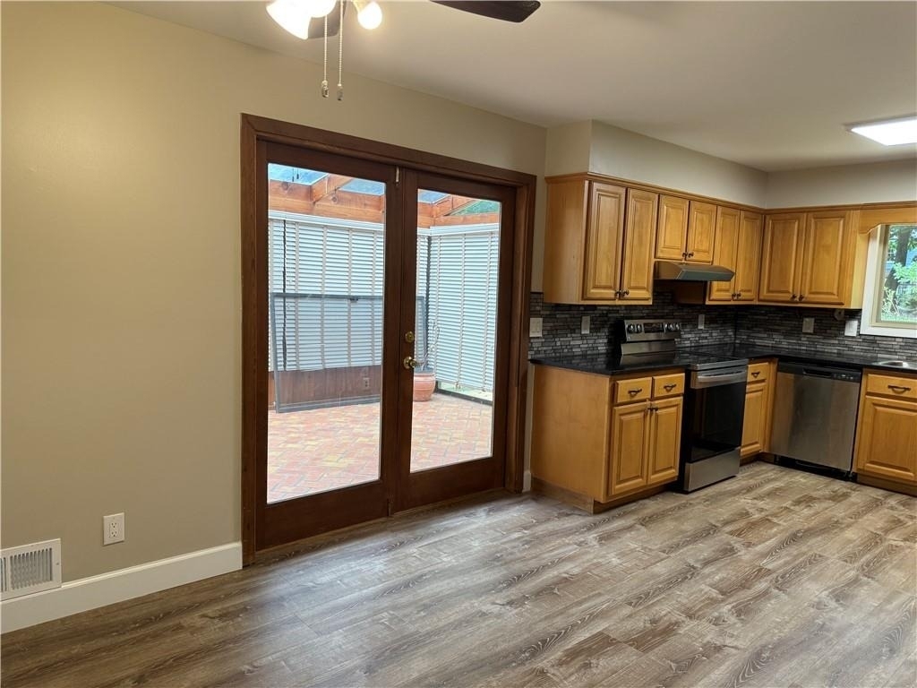 145 Starboard Point - Photo 12