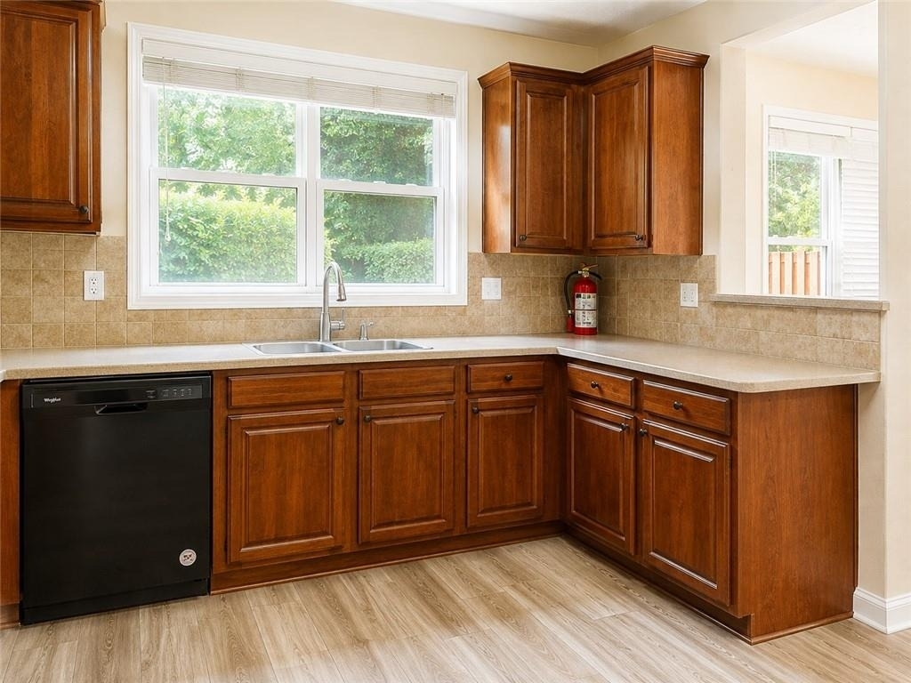 388 Saint Claire Drive - Photo 5