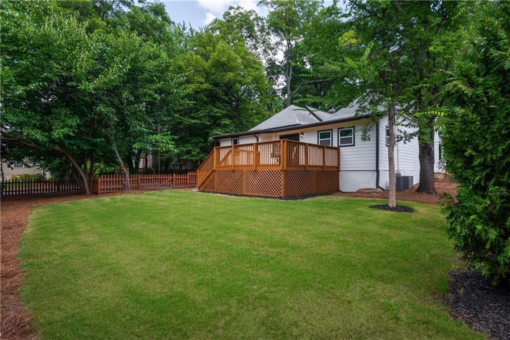 1129 Sanders Avenue Se - Photo 37