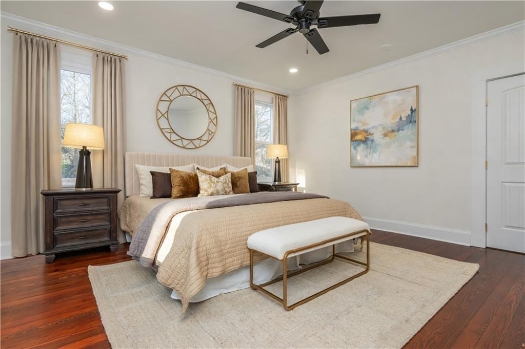 1129 Sanders Avenue Se - Photo 3
