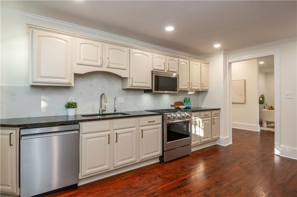 1129 Sanders Avenue Se - Photo 26