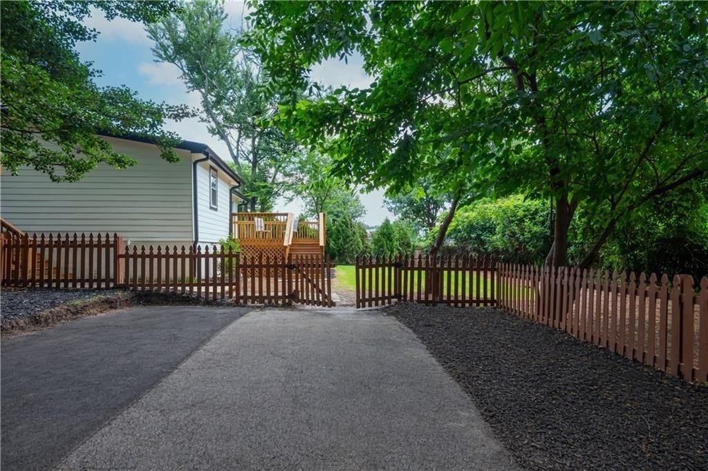 1129 Sanders Avenue Se - Photo 41