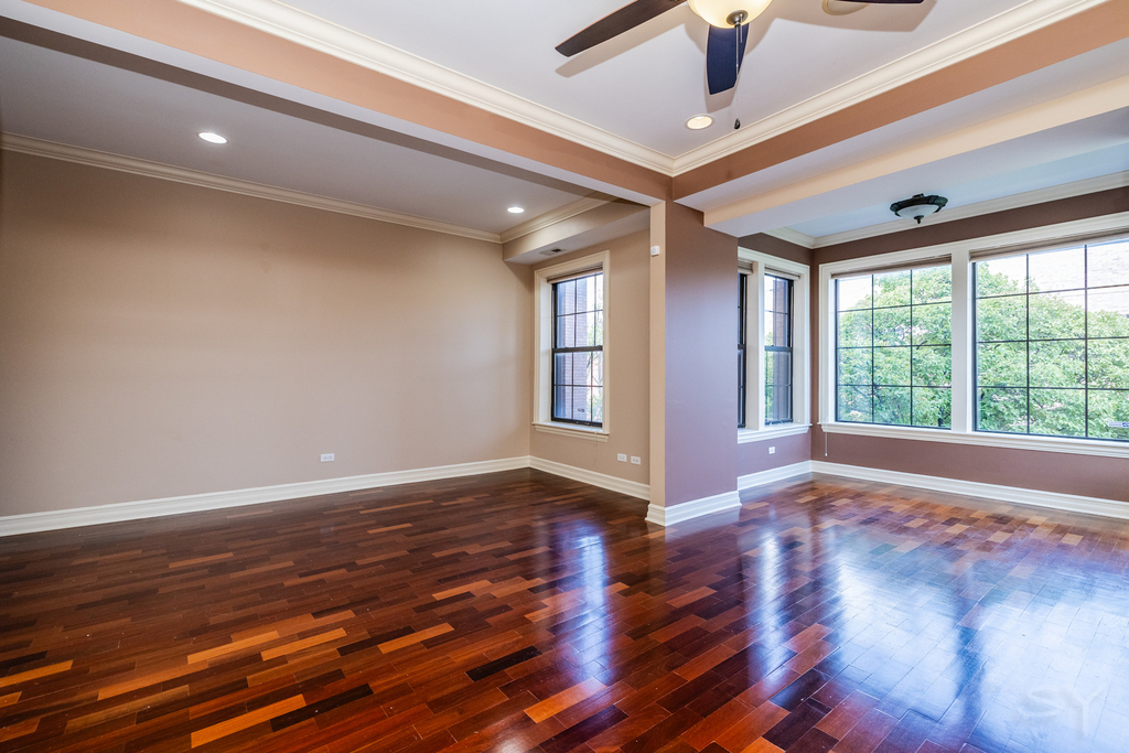 1367 E 64th Street - Photo 8